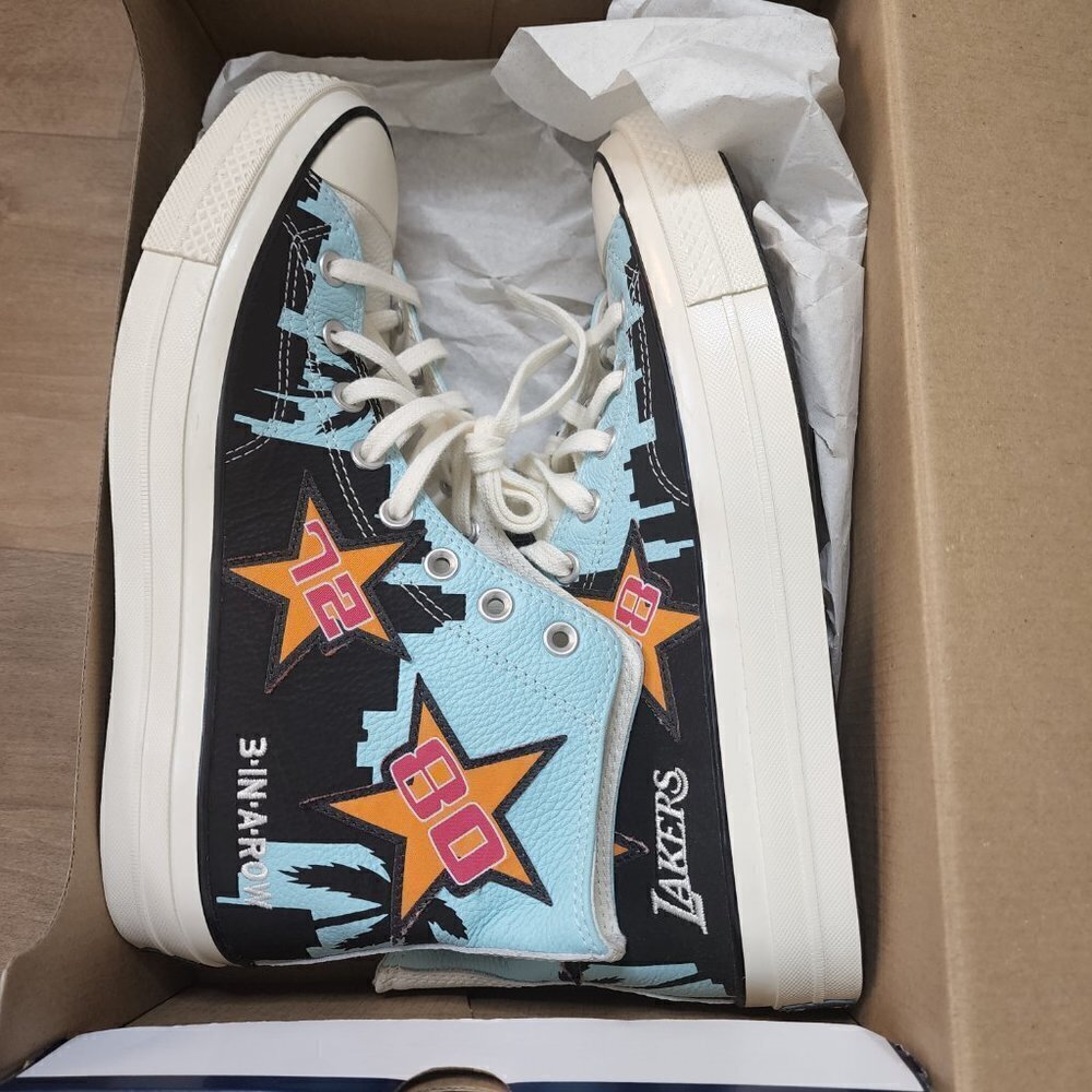 New in Box Converse X Chinatown Market Lakers Championship  Mens 9.5 Womens 11.5 - Picture 2 of 8